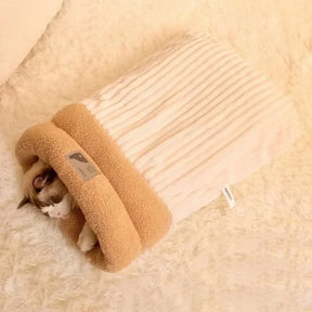 Pet Sleeping Bag Sleeping Bag Comfortable Supple Kitty and Puppy House Winter Warm Soft Plush Semi Enclosed Windproof Cat Nest